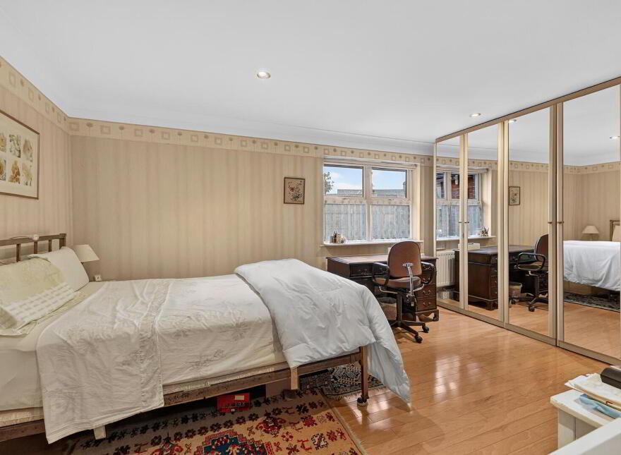 9 Bayside Apartments, 24 Ballyholme Road, Bangor, BT20 5JS