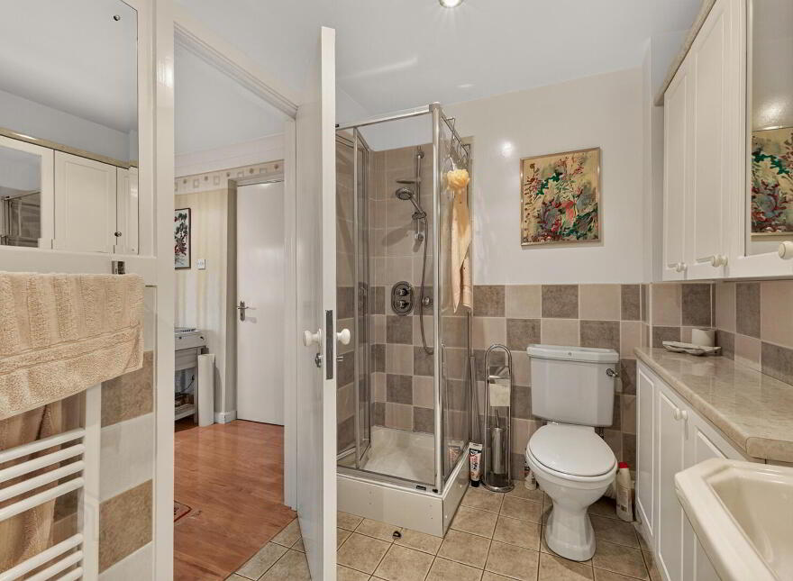 9 Bayside Apartments, 24 Ballyholme Road, Bangor, BT20 5JS