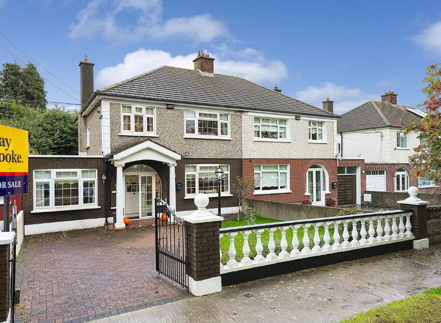 31 Pinewood Crescent, Glasnevin, Glasnevin, D11
