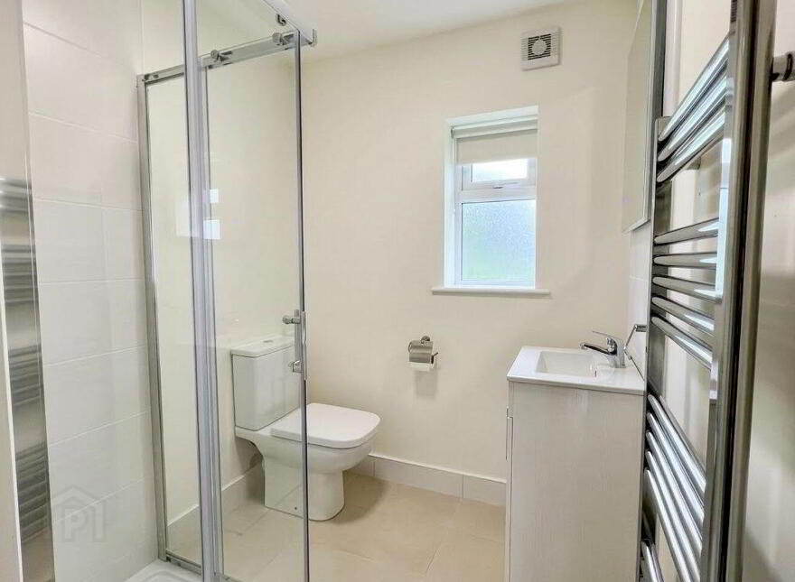 Completely Renovated, 6 Bedroom Bungalow At Derrymullan, Ballinasloe, H53R9Y8