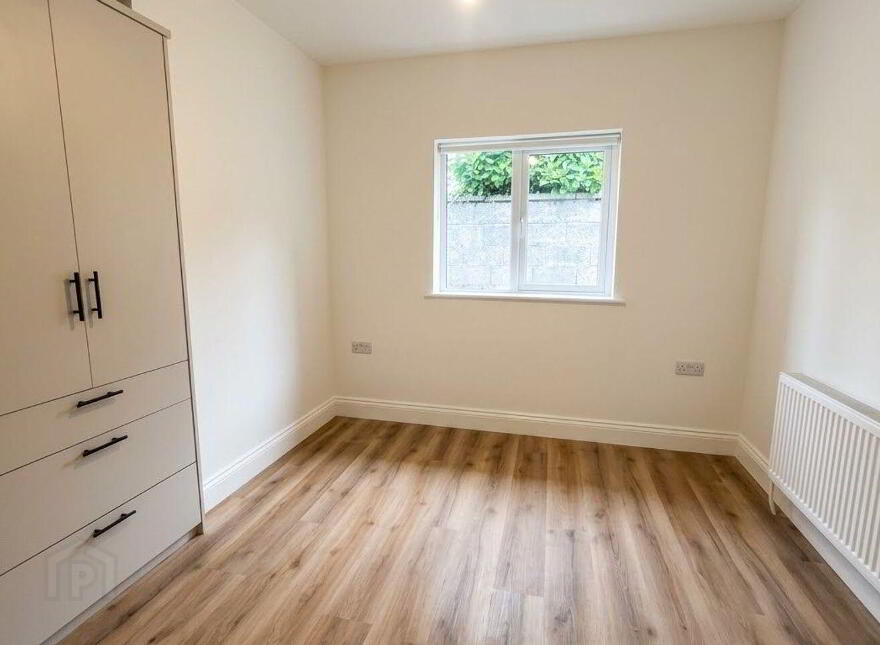 Completely Renovated, 6 Bedroom Bungalow At Derrymullan, Ballinasloe, H53R9Y8