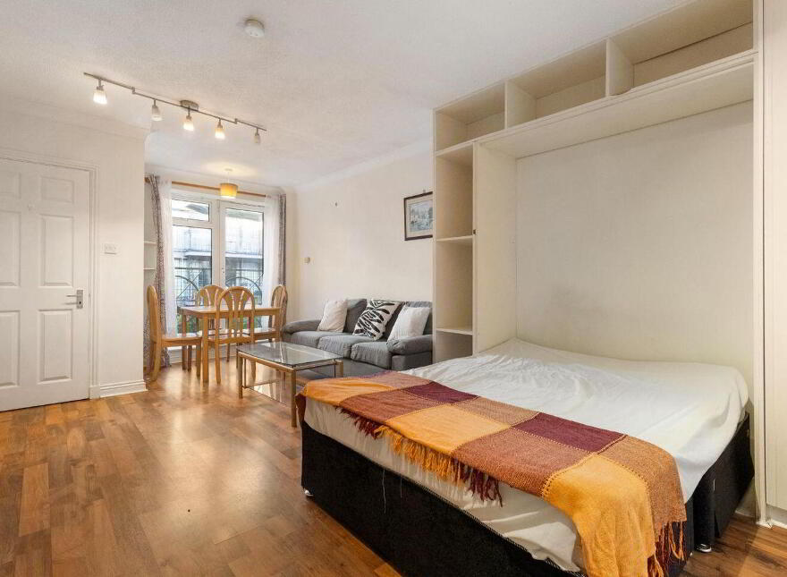 Apartment 33 Traders Wharf, Ushers Quay, Dublin 8, D08K7Y7
