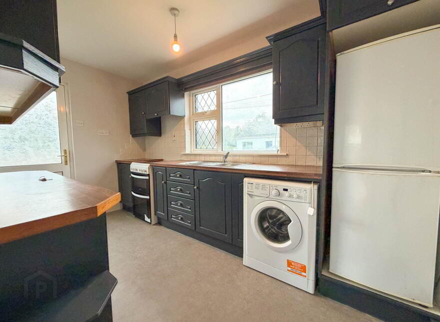 12 Dernish Avenue, Foynes, V94PC8P