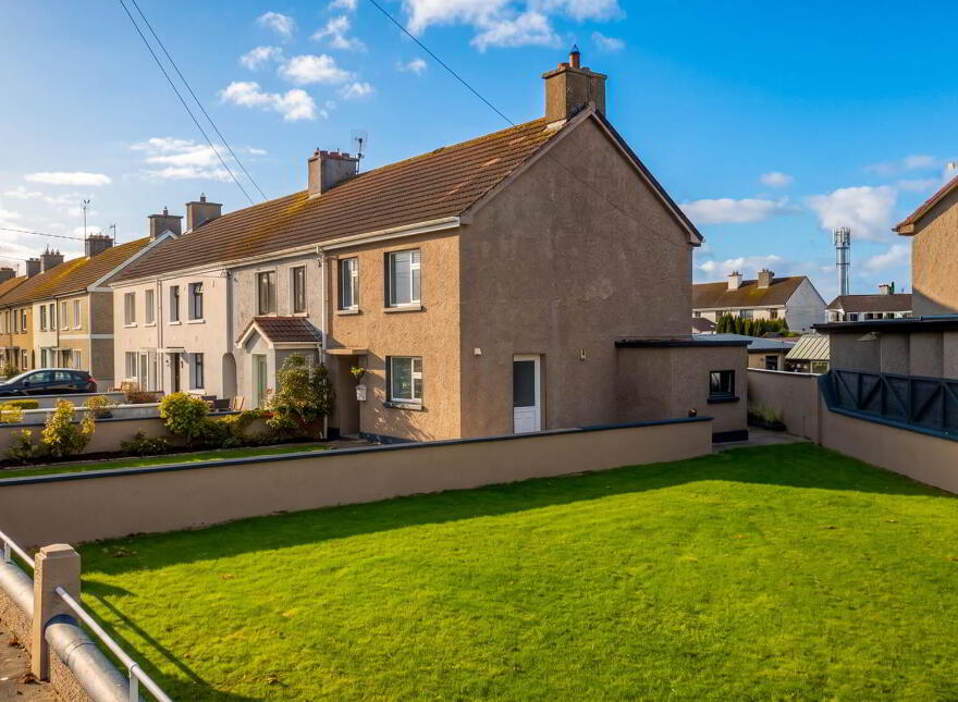 12 Dernish Avenue, Foynes, V94PC8P