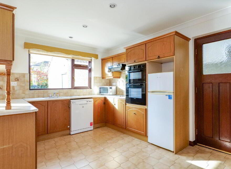 37 Hawthorn Place, Clybaun Road, Knocknacarra, H91ET9T