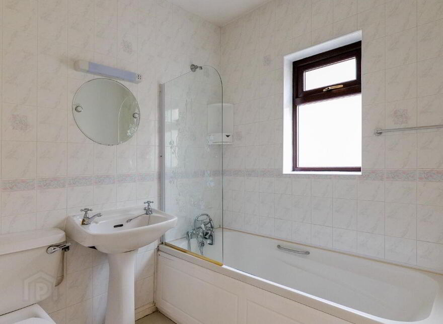 37 Hawthorn Place, Clybaun Road, Knocknacarra, H91ET9T