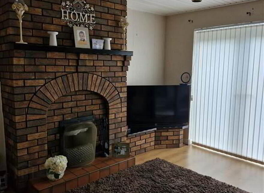 170 Linn Road, Larne, BT40 2AL