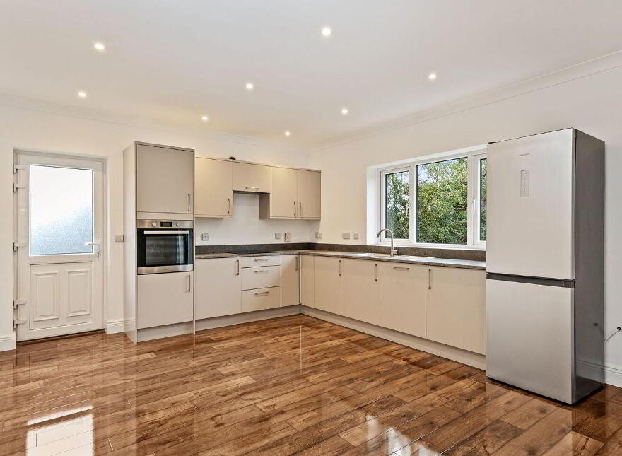 Rosepark, Killeens, Wexford Town, Y35P2Y8