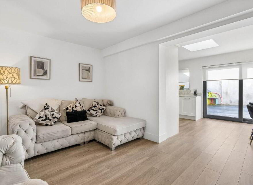 214 Clonard Road, Dublin 12, D12P2K2