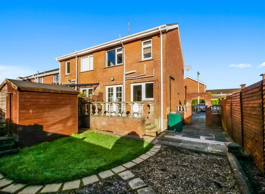 10 Winchester Gardens, Ballynahinch Road, Carryduff, Belfast, BT8 8QE