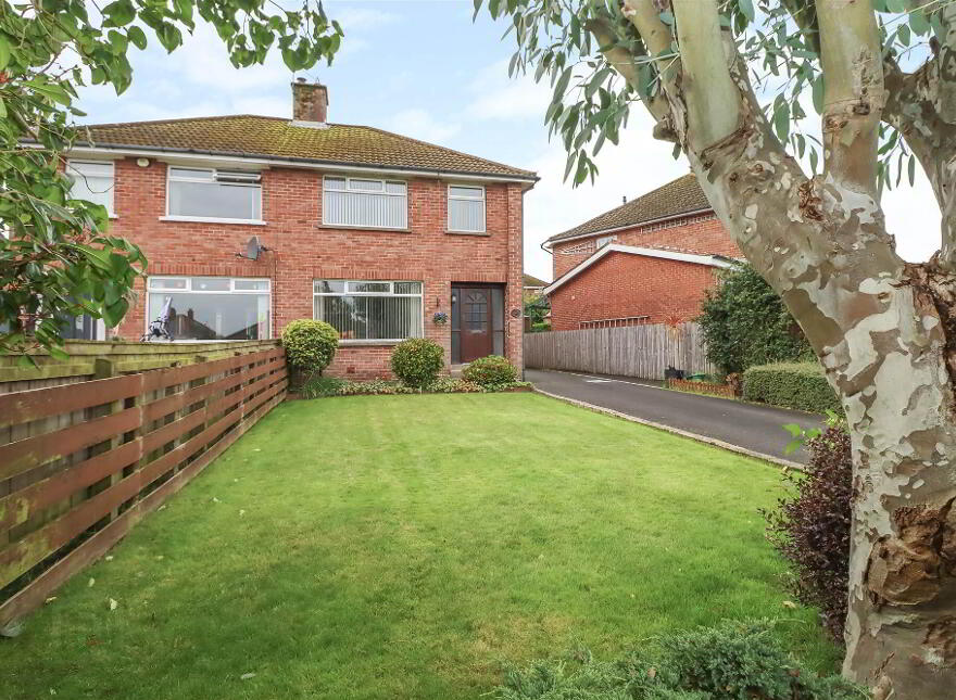 39 Wanstead Road, Dundonald, Belfast, BT16 2EJ