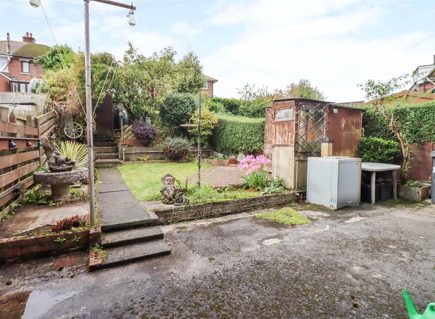 39 Wanstead Road, Dundonald, Belfast, BT16 2EJ