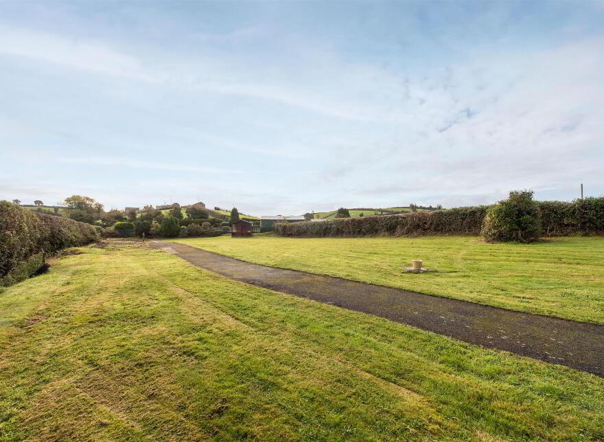 43 Glassdrumman Road, Ballynahinch, BT24 8UX
