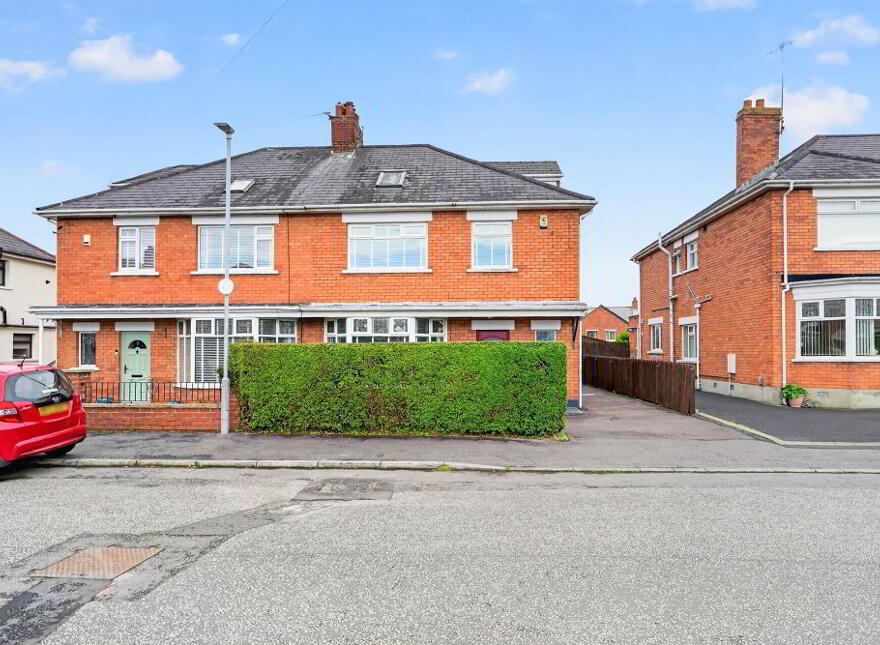 5 Upton Park, Upper Lisburn Road, Belfast, BT10 0LZ