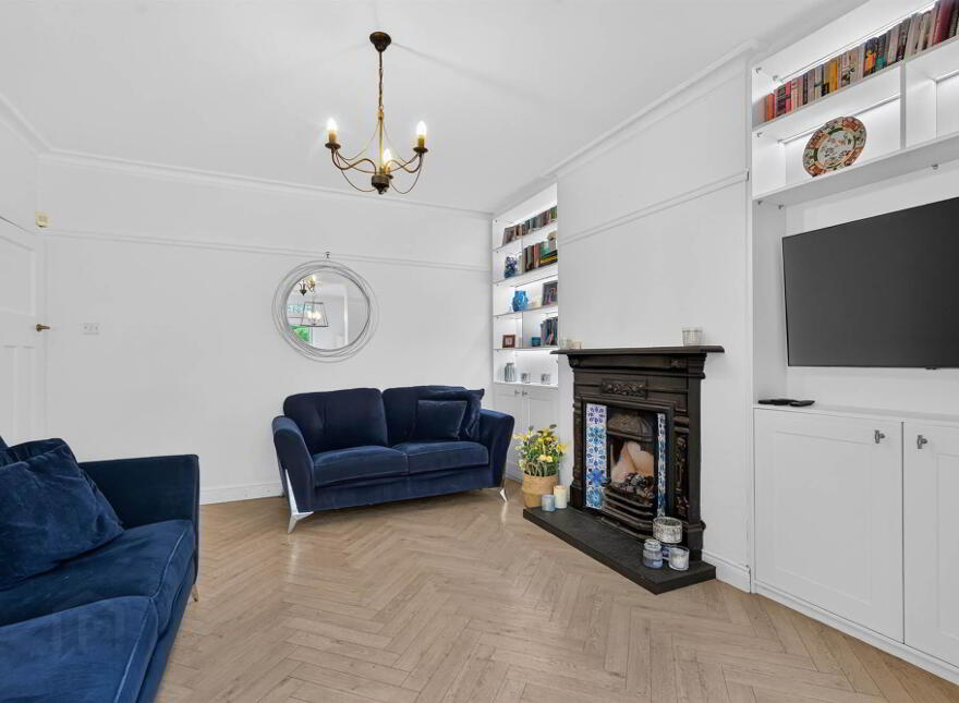 5 Upton Park, Upper Lisburn Road, Belfast, BT10 0LZ