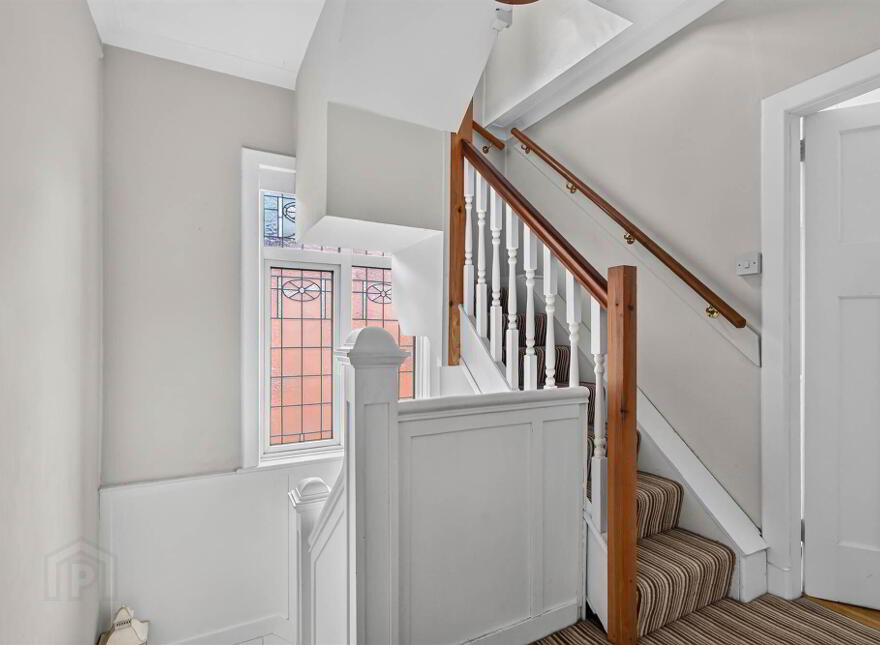 5 Upton Park, Upper Lisburn Road, Belfast, BT10 0LZ