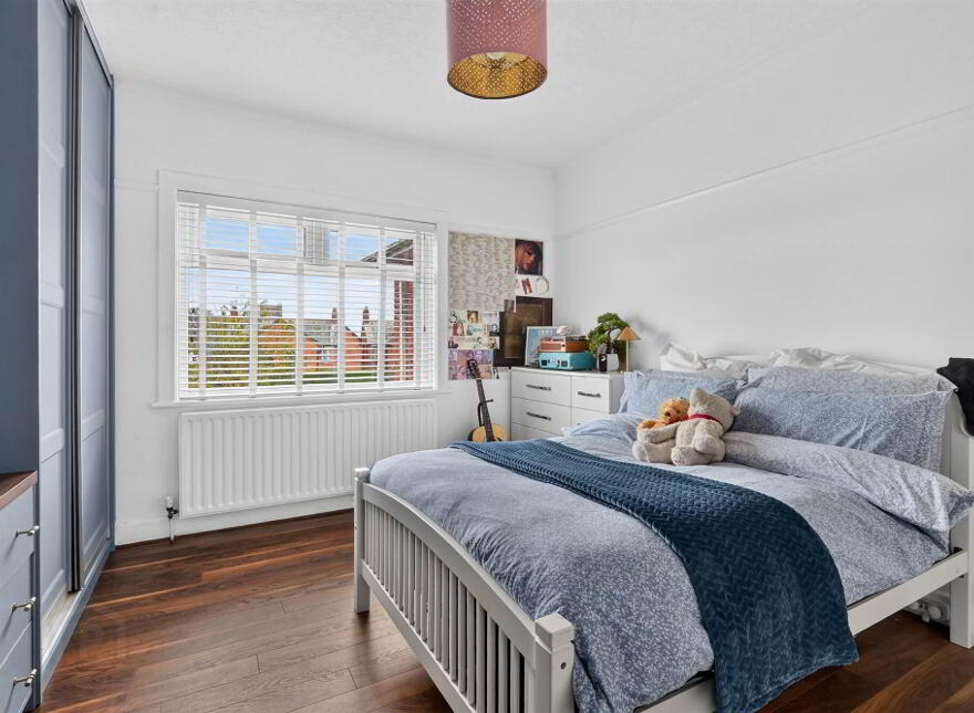 5 Upton Park, Upper Lisburn Road, Belfast, BT10 0LZ
