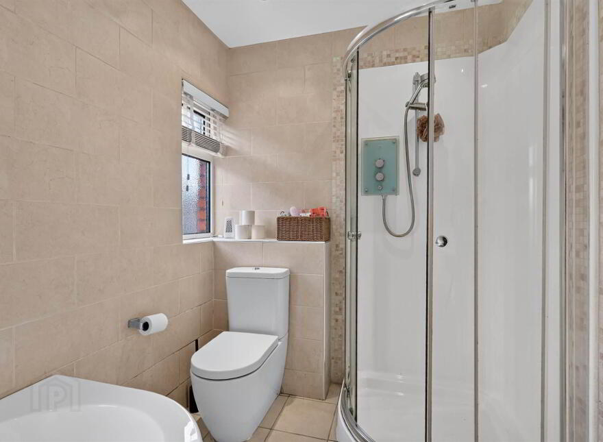 5 Upton Park, Upper Lisburn Road, Belfast, BT10 0LZ