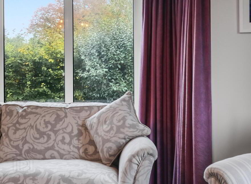 2 Lisbarnet Court, Comber, Newtownards, BT23 6AX