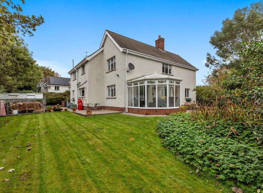 2 Lisbarnet Court, Comber, Newtownards, BT23 6AX