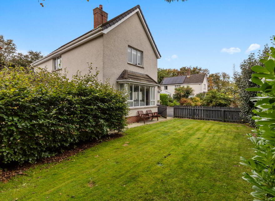 2 Lisbarnet Court, Comber, Newtownards, BT23 6AX