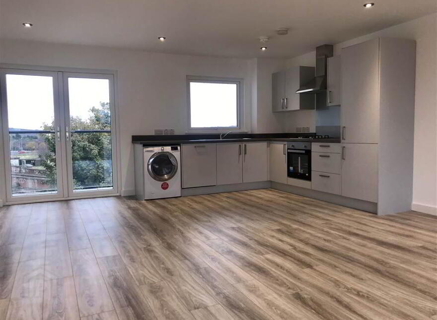 Apt 8 The Sandford Building, 21 Bridge End, Belfast, BT5 4AW