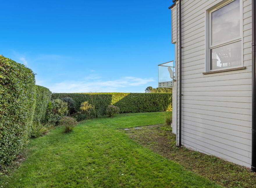 Apartment 1 Block 1A Fort Road, Helens Bay, BT19 1LD