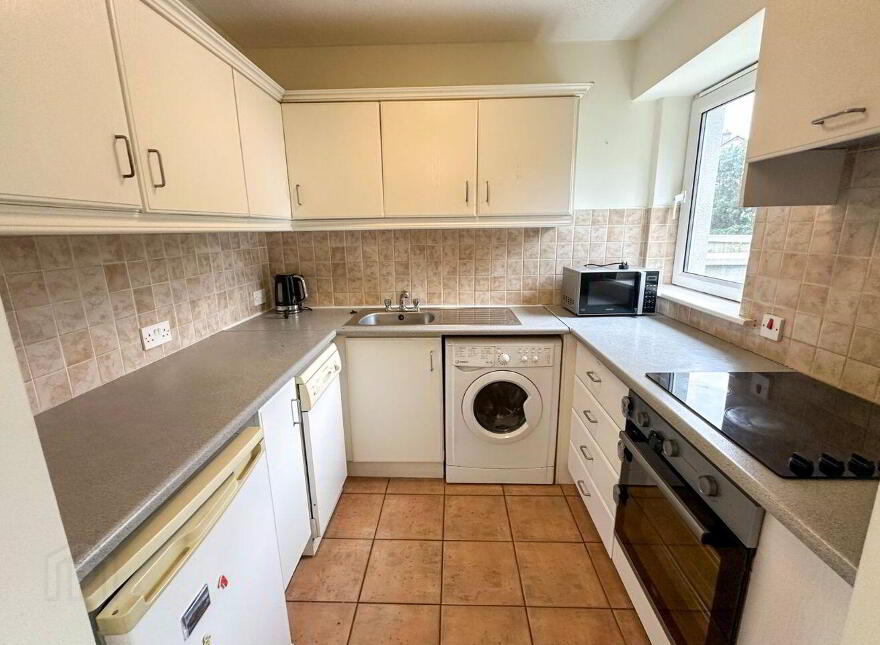 6 Arasain Na Mara, Grattan Road, Salthill, Salthill, H91PC03