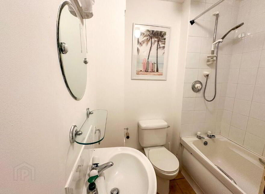 6 Arasain Na Mara, Grattan Road, Salthill, Salthill, H91PC03
