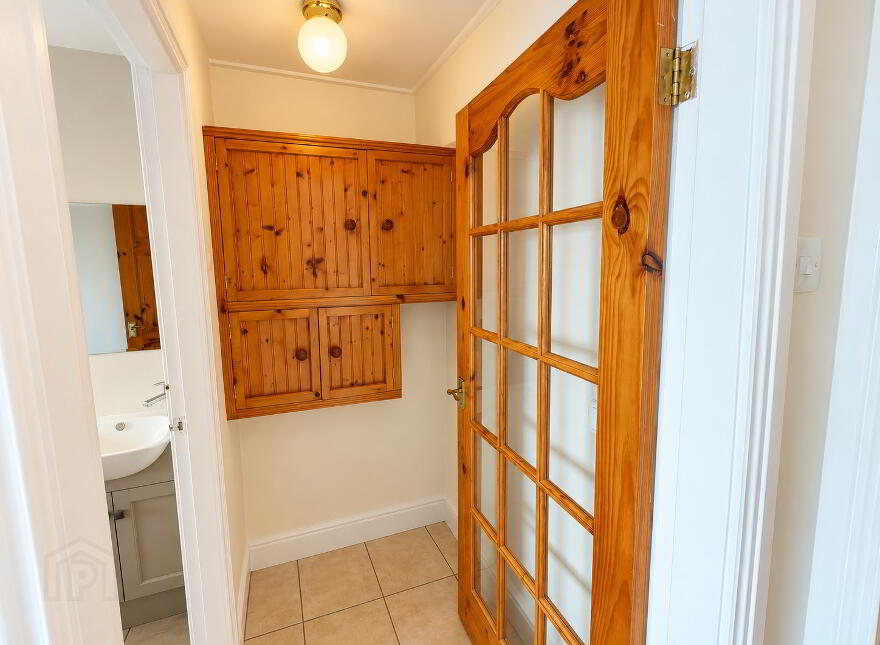 28 Scrabo Road, Newtownards, BT23 4NR