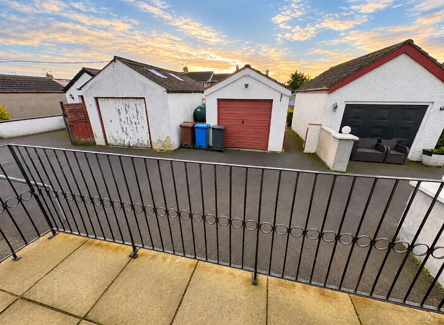 28 Scrabo Road, Newtownards, BT23 4NR