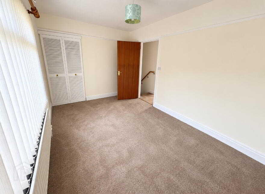 28 Scrabo Road, Newtownards, BT23 4NR