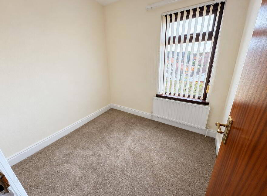 28 Scrabo Road, Newtownards, BT23 4NR