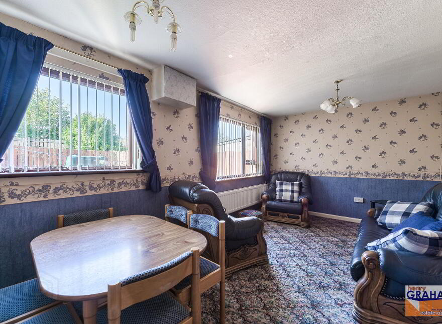 22 Taylor Square, Lisburn, BT28 1HA
