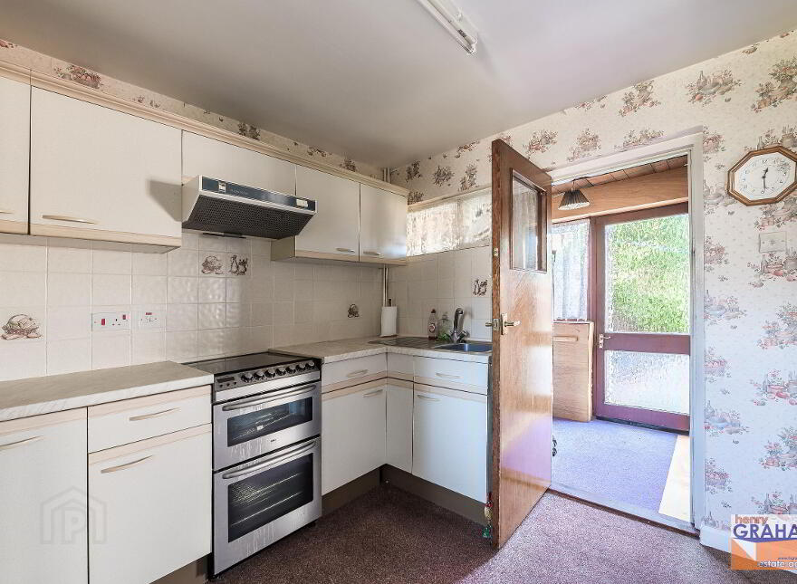 22 Taylor Square, Lisburn, BT28 1HA