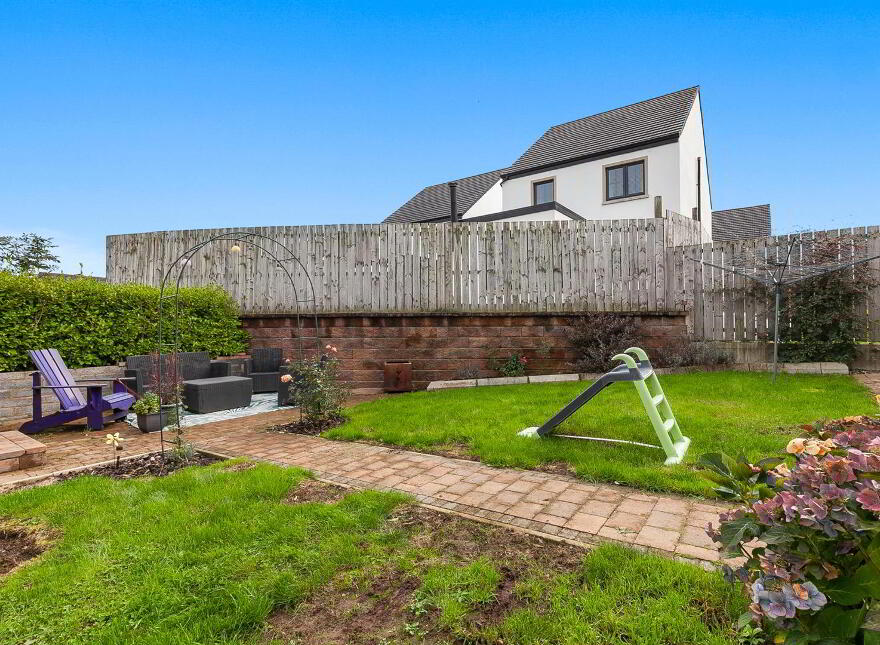 4 Hansons Hall Park, Ballyclare, BT39 9YG