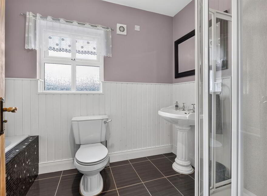 Marina House, 137a Shore Road, Ballyronan, Magherafelt, BT45 6JA