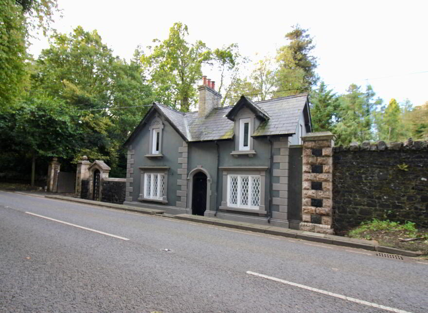 The Gate Lodge, 68 Moyallan Road, Portadown, BT63 5JY