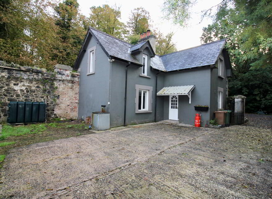 The Gate Lodge, 68 Moyallan Road, Portadown, BT63 5JY
