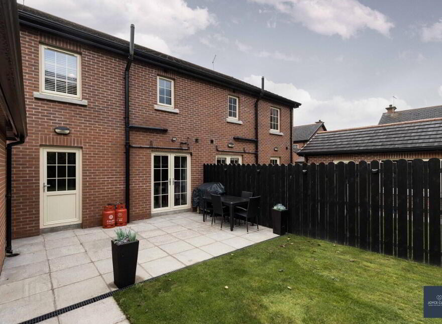 57 Mossvale Meadows, Dromore, BT25 1GF