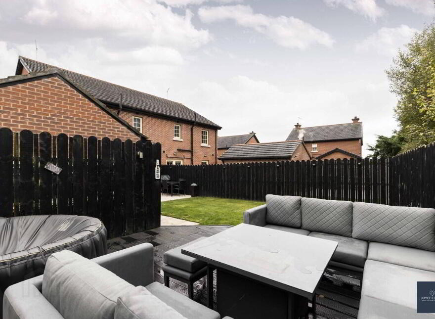 57 Mossvale Meadows, Dromore, BT25 1GF