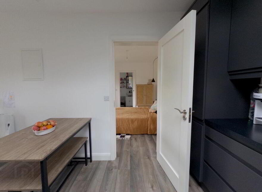Grimmauld Place, 12 Clooncan, Loughglynn, Loughglynn, F45DK15