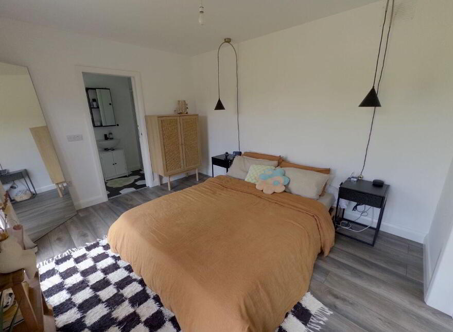 Grimmauld Place, 12 Clooncan, Loughglynn, Loughglynn, F45DK15