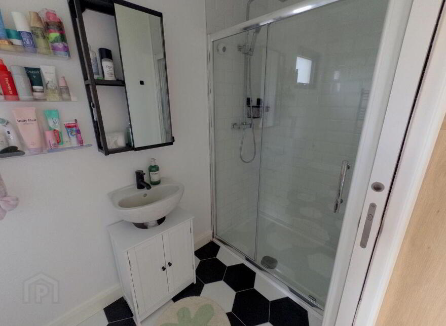 Grimmauld Place, 12 Clooncan, Loughglynn, Loughglynn, F45DK15
