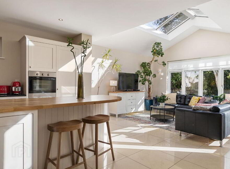 Castlerock, Newtownpark Avenue, Blackrock, Blackrock, A94T9V4