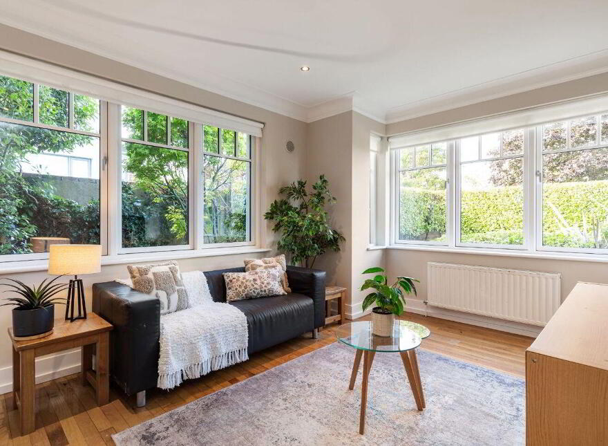 Castlerock, Newtownpark Avenue, Blackrock, Blackrock, A94T9V4