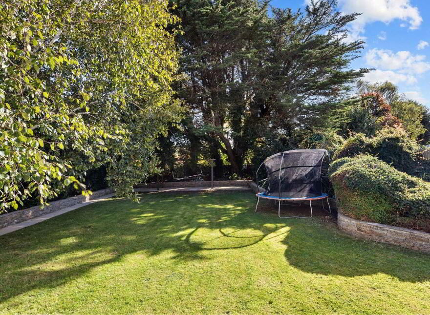 Castlerock, Newtownpark Avenue, Blackrock, Blackrock, A94T9V4