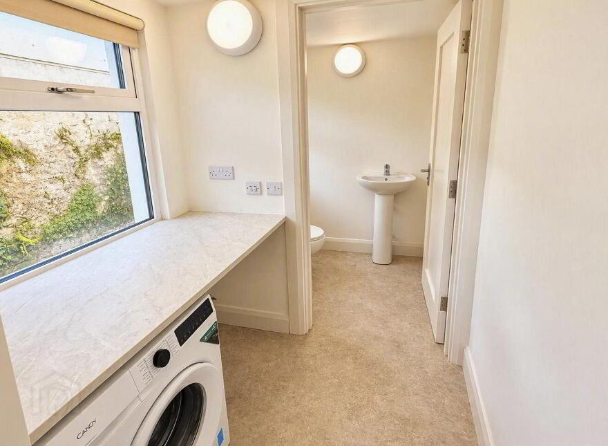 O'Connell Street, Ballymote, F56Y102
