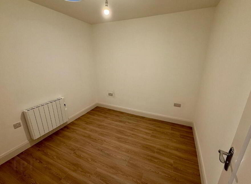 O'Connell Street, Ballymote, F56Y102