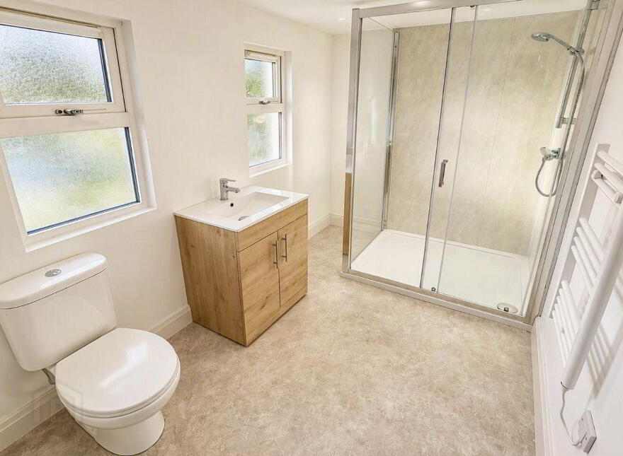 O'Connell Street, Ballymote, F56Y102